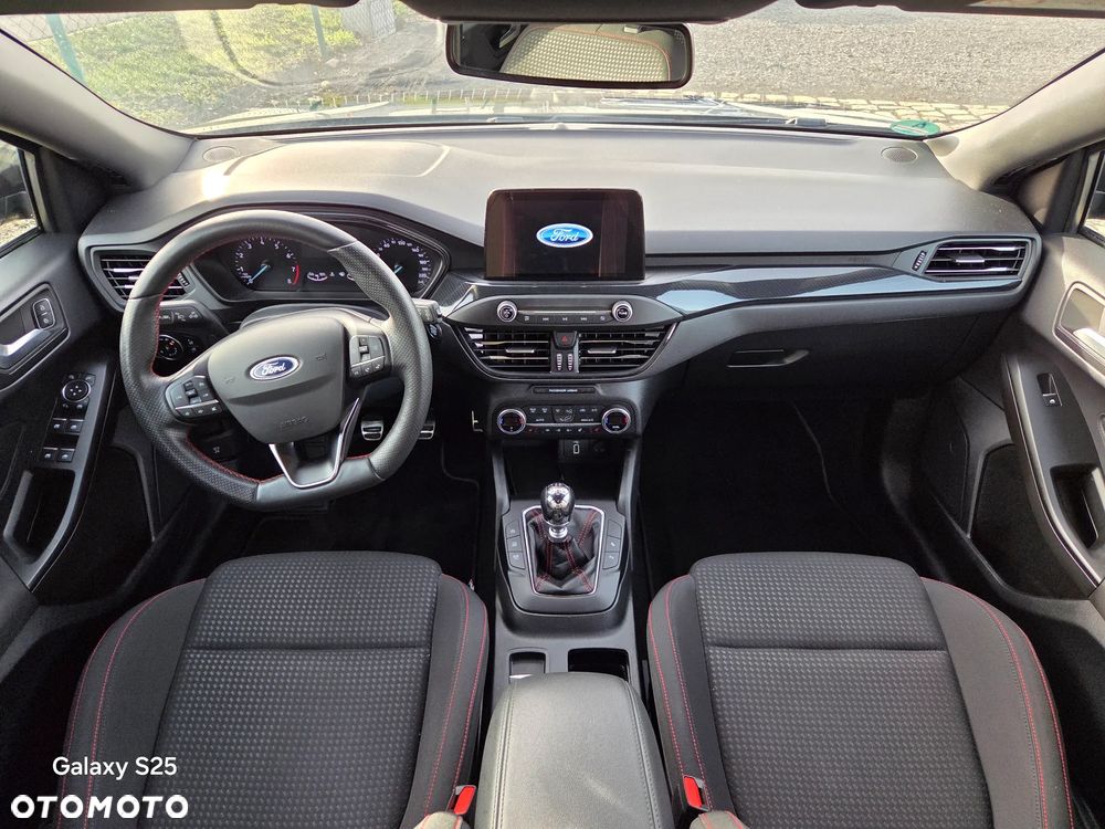 Ford Focus 1.0 EcoBoost Hybrid ST-LINE - 5