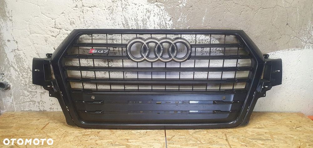 Atrapa Grill Audi SQ7 4M0853651 Black EDITION - 1