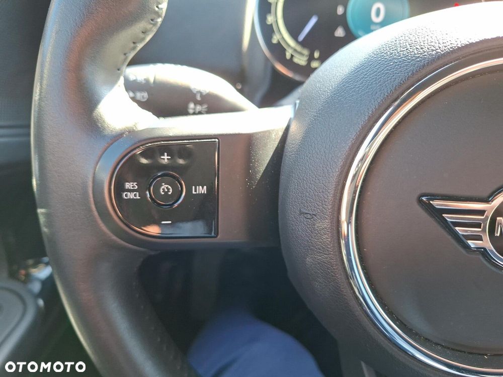 MINI Countryman Cooper Classic Trim - 24