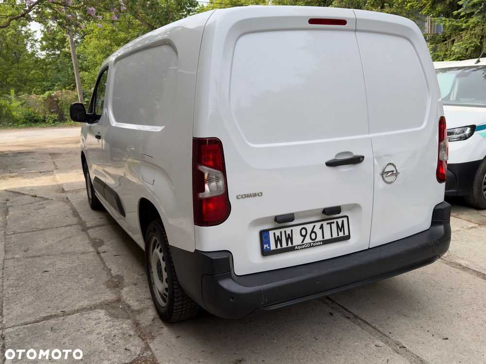 Opel COMBO - 4