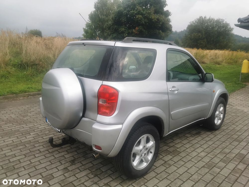 Toyota RAV4 2.0 VVT-i 4x4 - 6