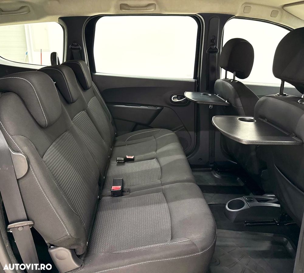 Dacia Lodgy dCi 90 Essential - 23
