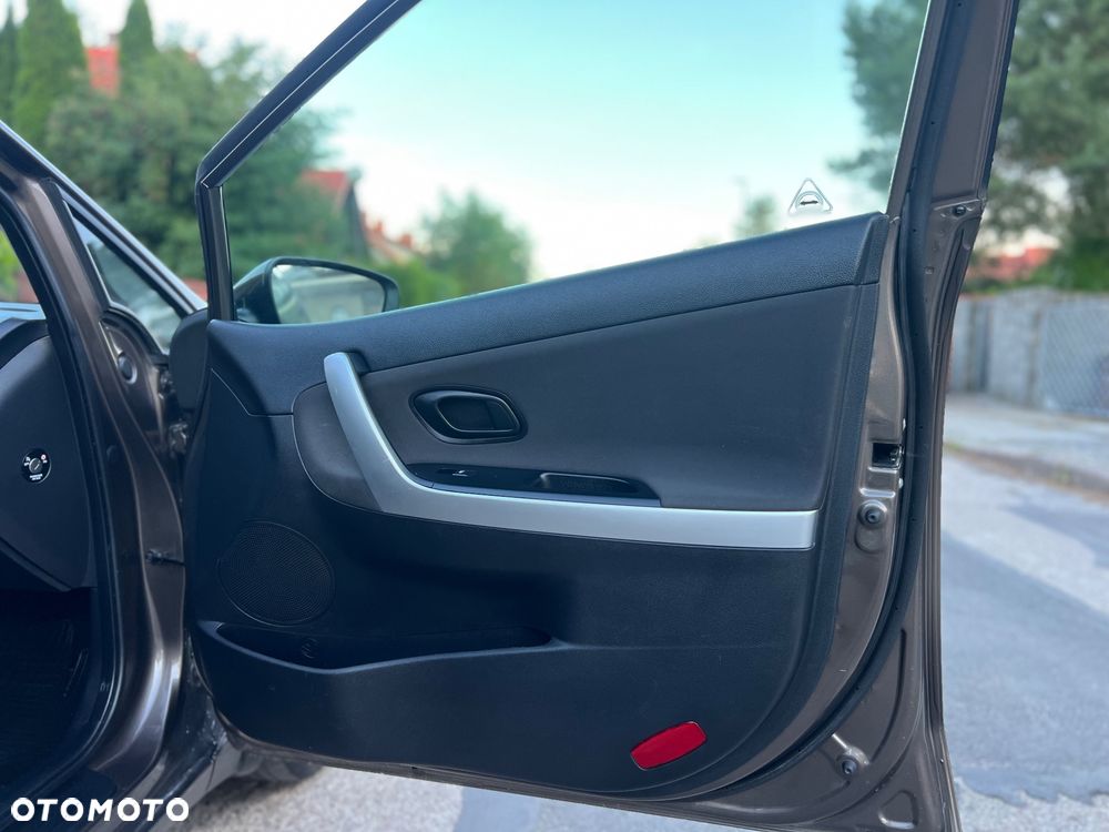 Kia Ceed 1.6 GDI Spirit - 22
