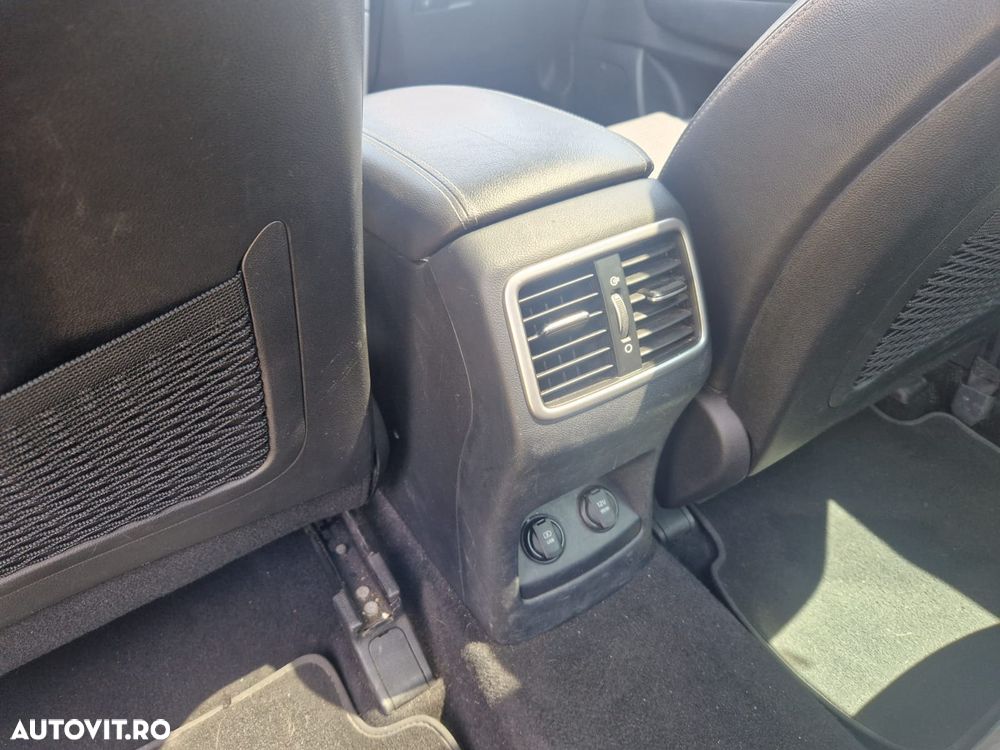 Kia Sportage 2.0 DSL 6AT 4x4 Style - 11