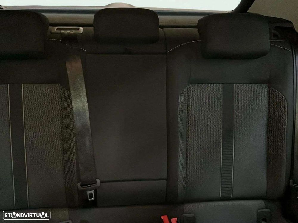 VW T-Roc 1.0 TSI Urban - 18