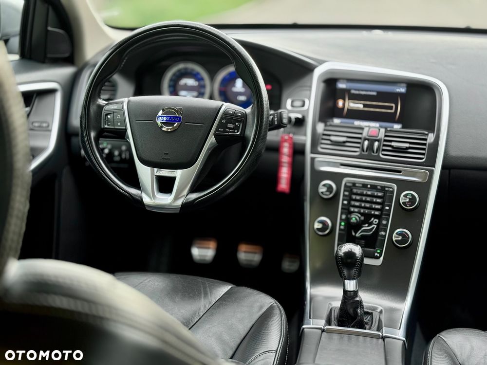 Volvo XC 60 D4 R-Design Kinetic - 10