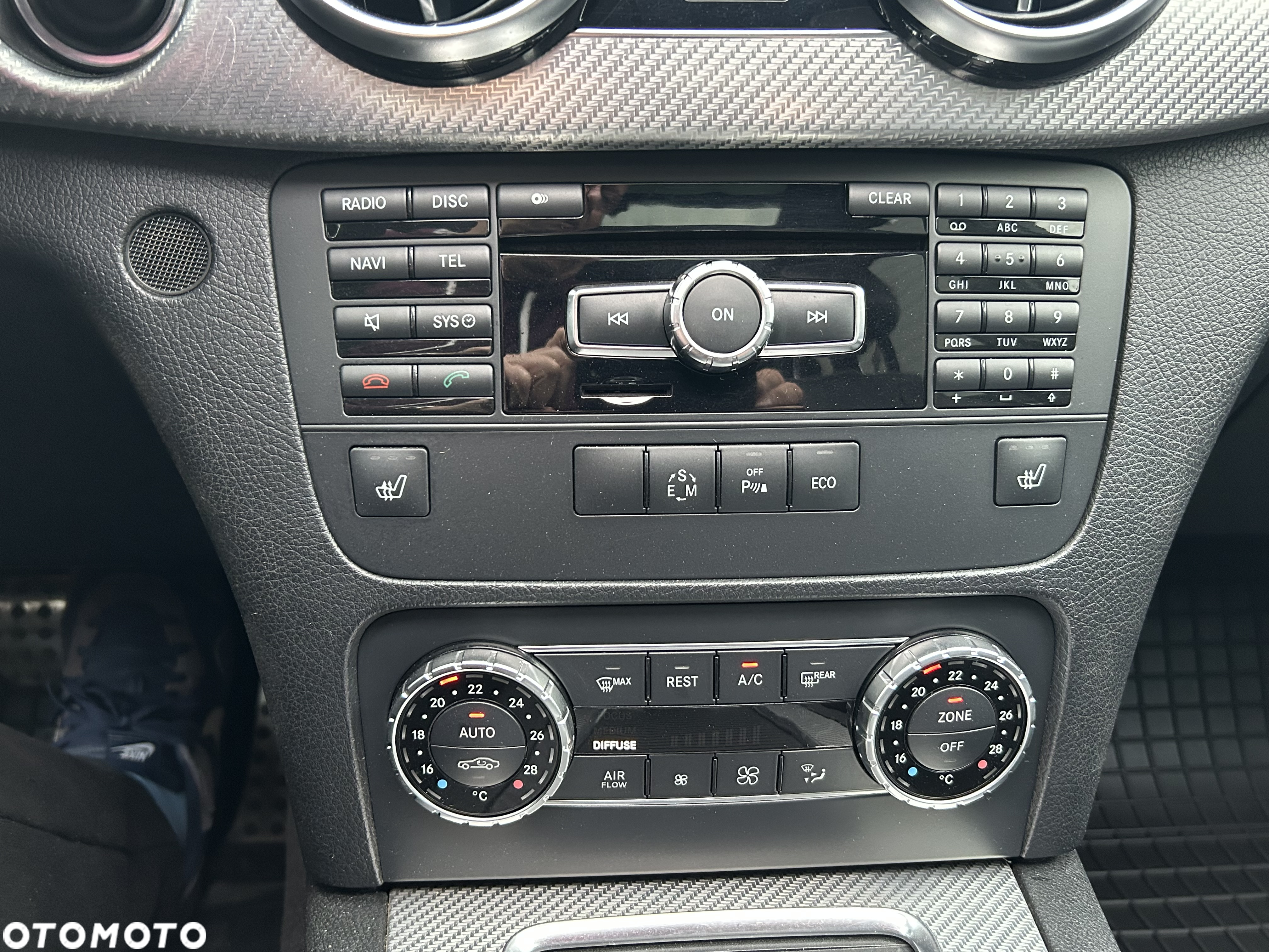 Mercedes-Benz GLK 350 CDI 4Matic (BlueEFFICIENCY) 7G-TRONIC - 32