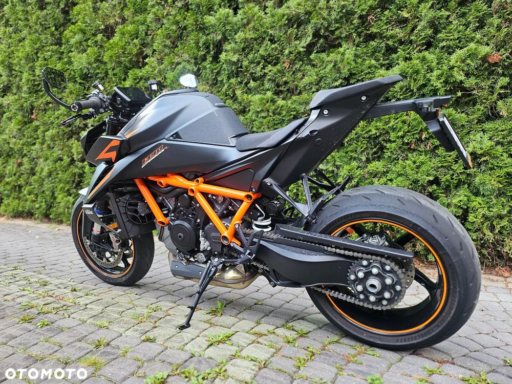 KTM Super Duke 1350 - 6