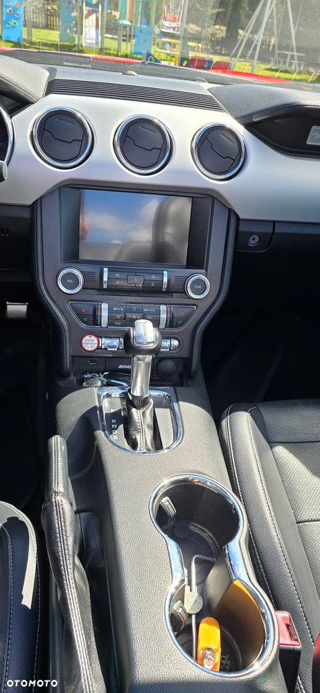 Ford Mustang Cabrio 2.3 Eco Boost - 11