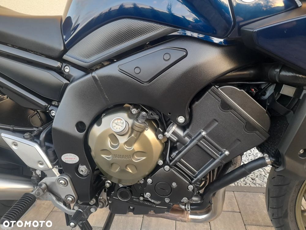 Yamaha FZ - 13