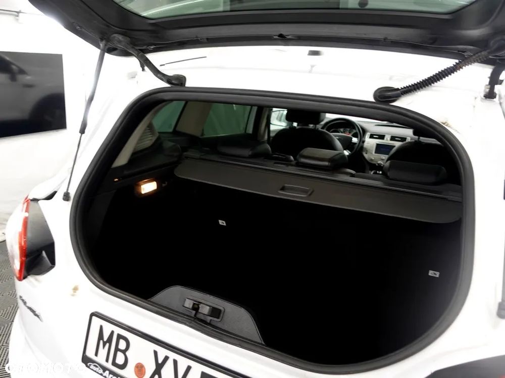 Ford Kuga 2.0 TDCi Titanium S - 38