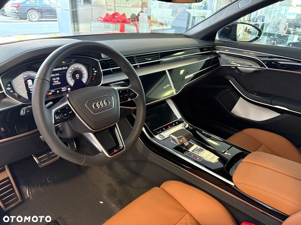 Audi A8 - 16