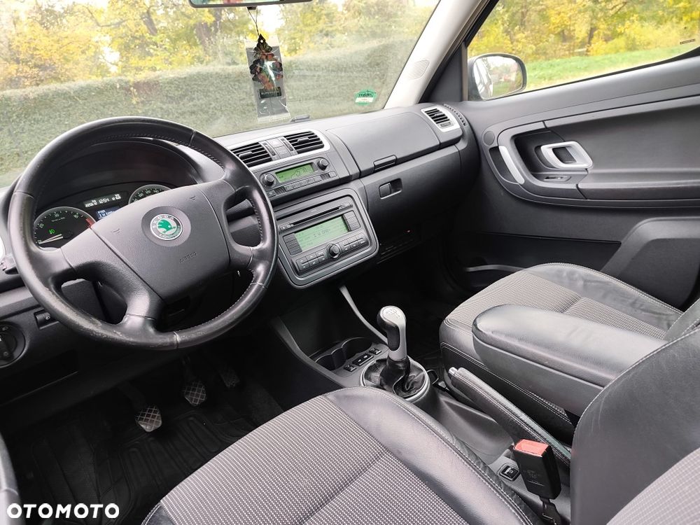 Skoda Roomster - 10