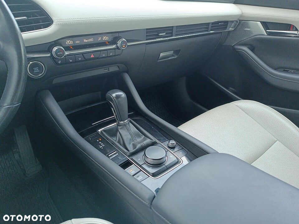 Mazda 3 - 11