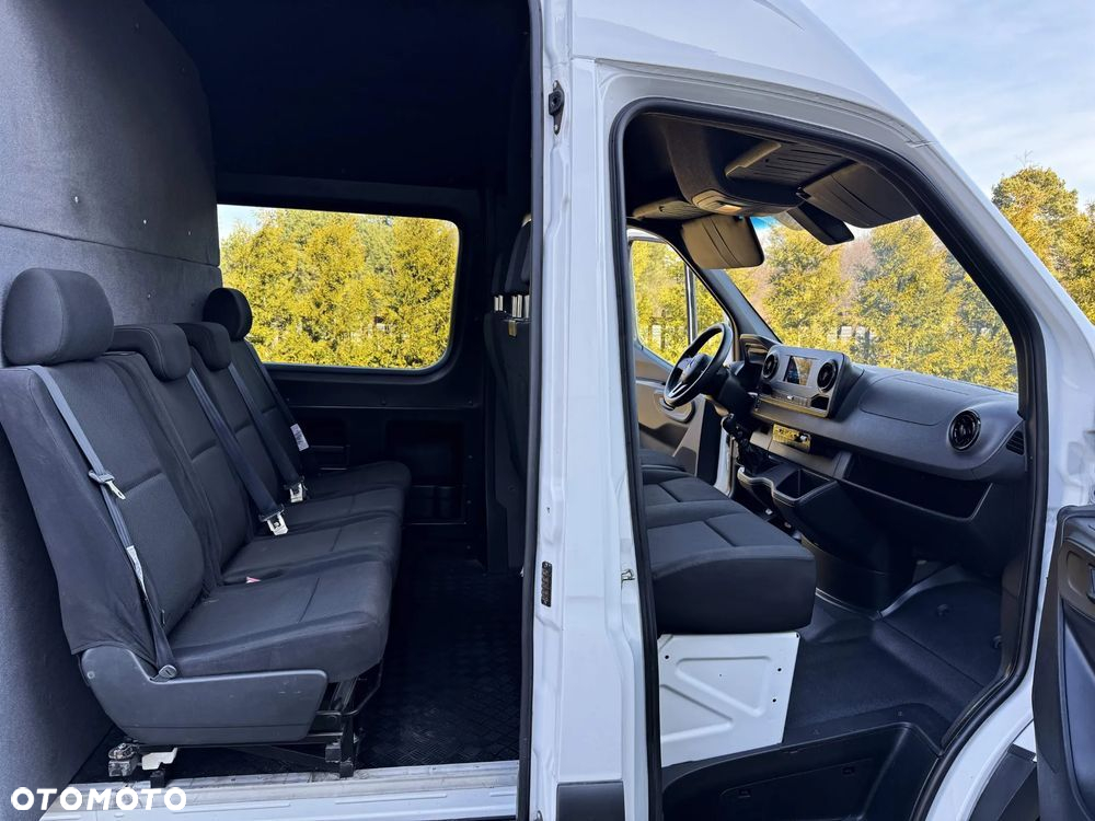 Mercedes-Benz Sprinter - 7