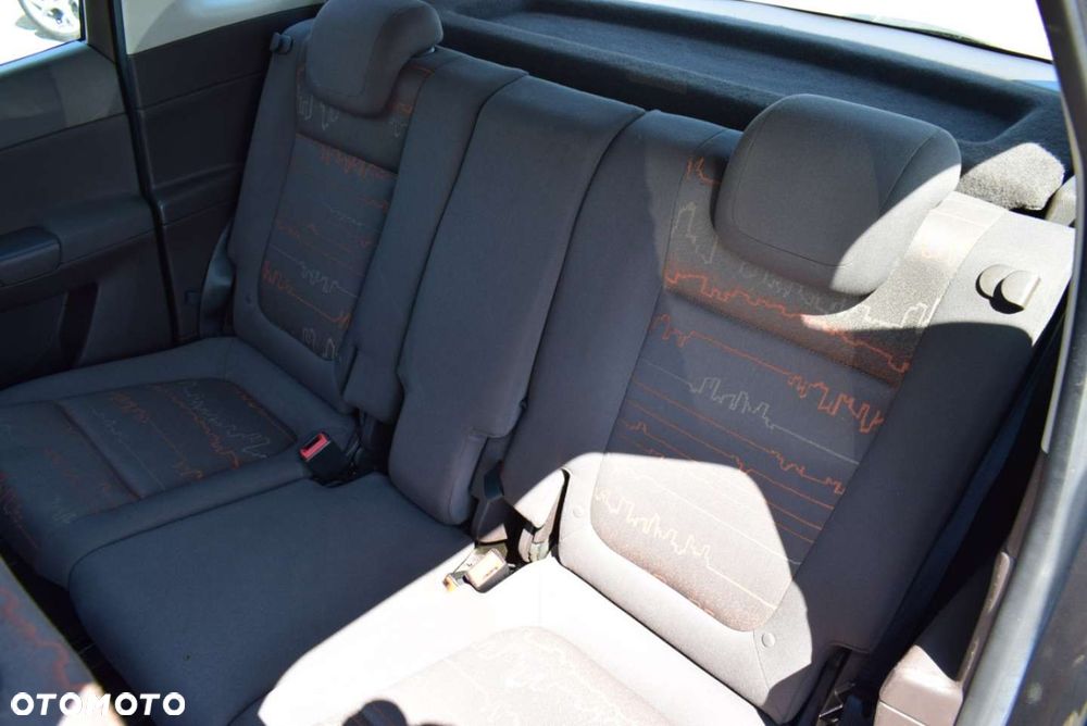 Opel Meriva - 18