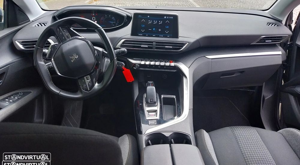 Peugeot 5008 - 11