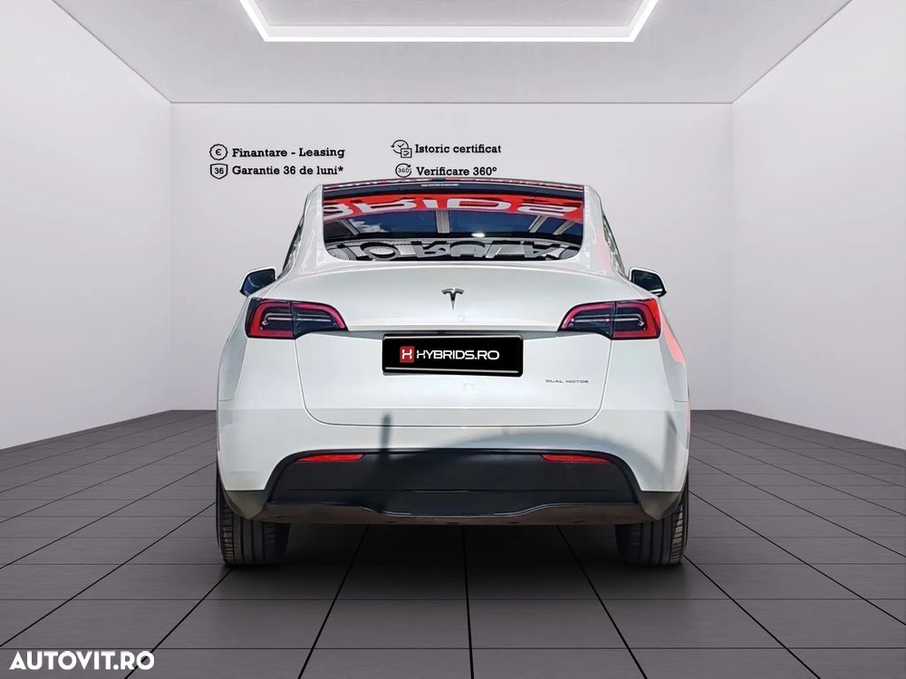 Tesla Model Y Long Range Dual Motor AWD - 5