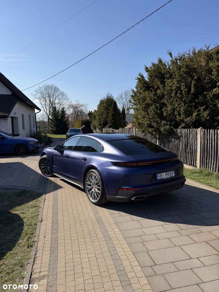 Porsche Panamera 4 - 12