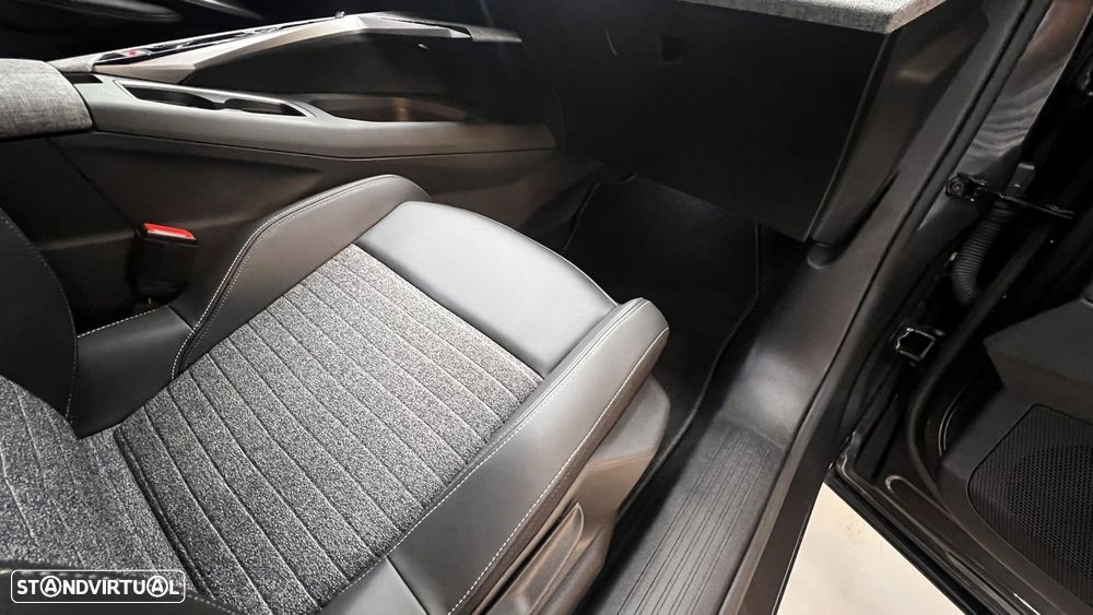 Peugeot 5008 Hybrid 145 e-DSC6 Allure - 53