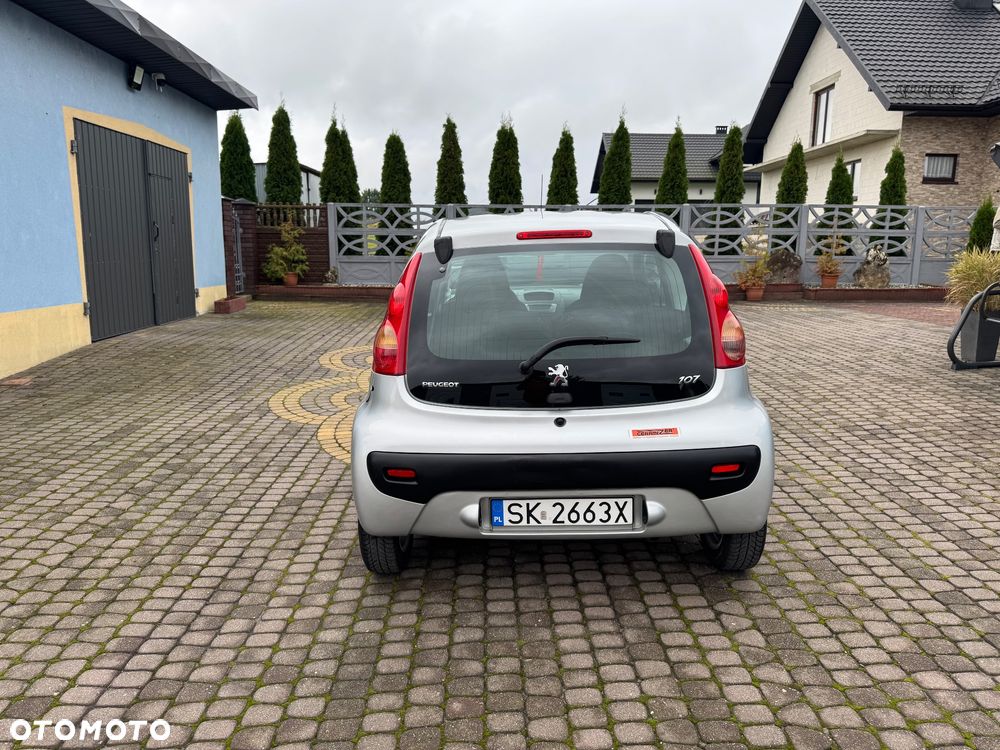 Peugeot 107 1.0 Urban Move - 8