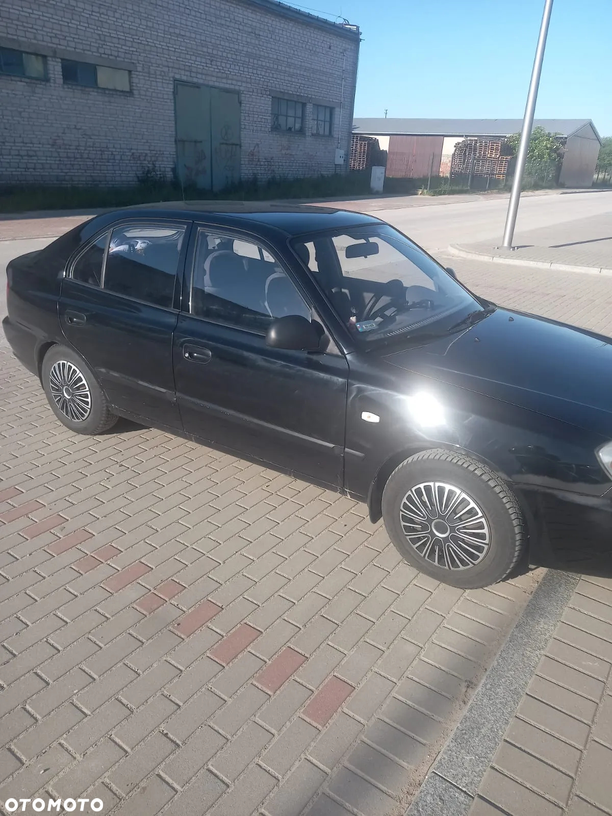 Hyundai Accent 1.5 High Plus - 5