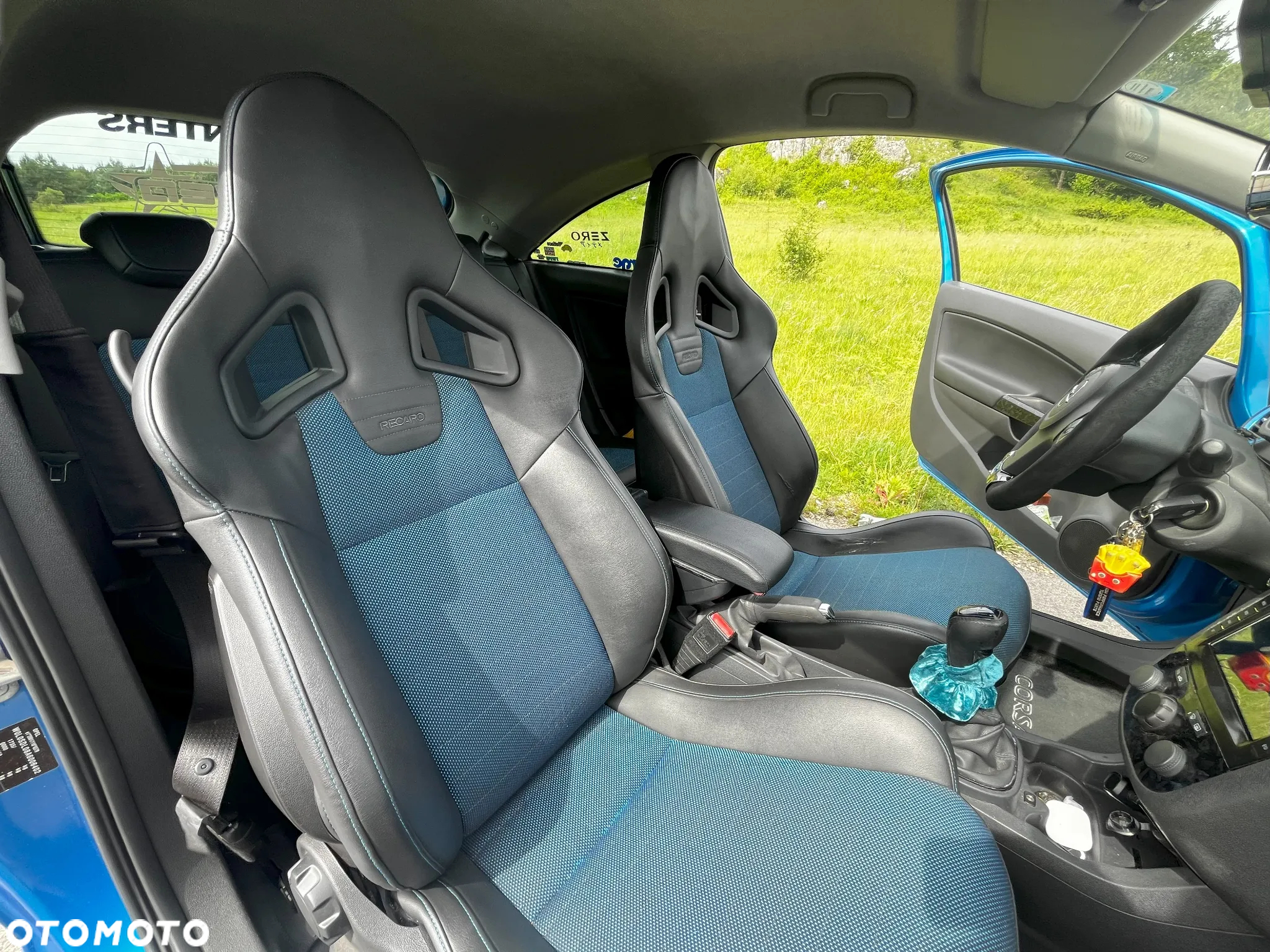 Opel Corsa 1.6T OPC - 10