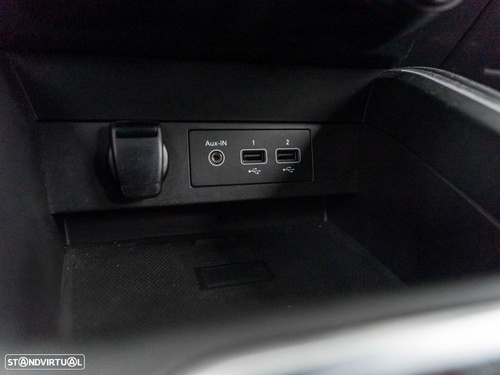 Renault Clio 1.0 TCe RS Line - 26