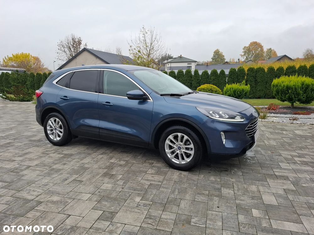 Ford Kuga 1.5 EcoBoost STYLE - 19