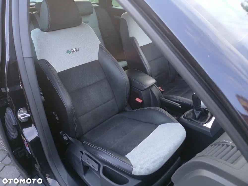 Skoda Octavia 2.0 TDI DPF RS - 19