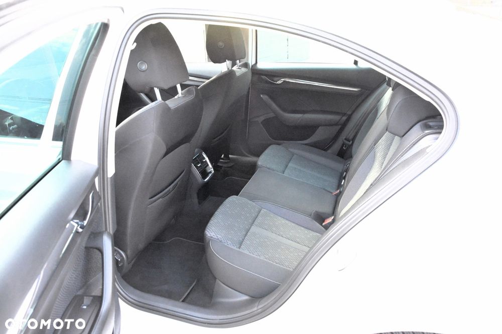 Skoda Octavia 1.5 TSI e-Tec Style DSG - 34