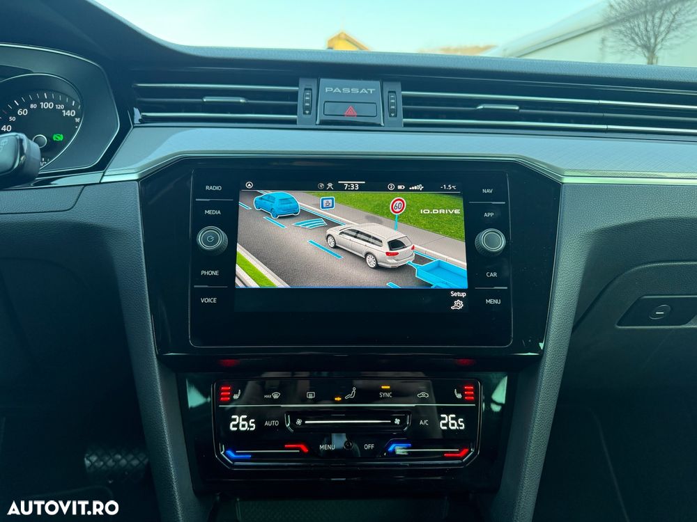 Volkswagen Passat 2.0 TDI SCR DSG Comfortline - 18