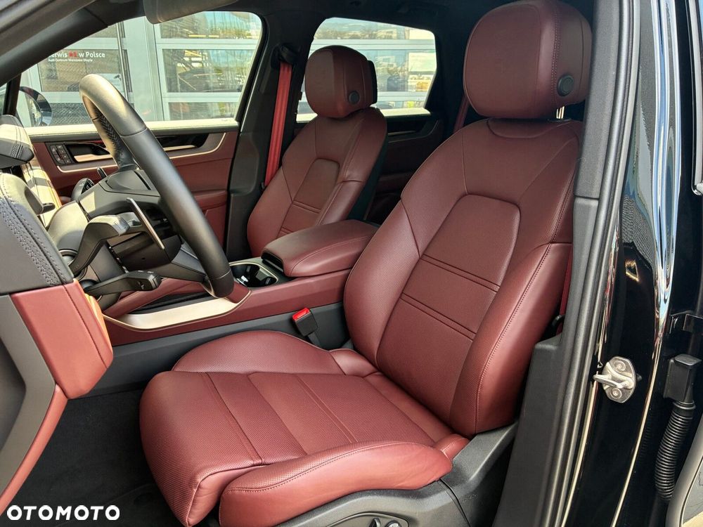 Porsche Cayenne - 20