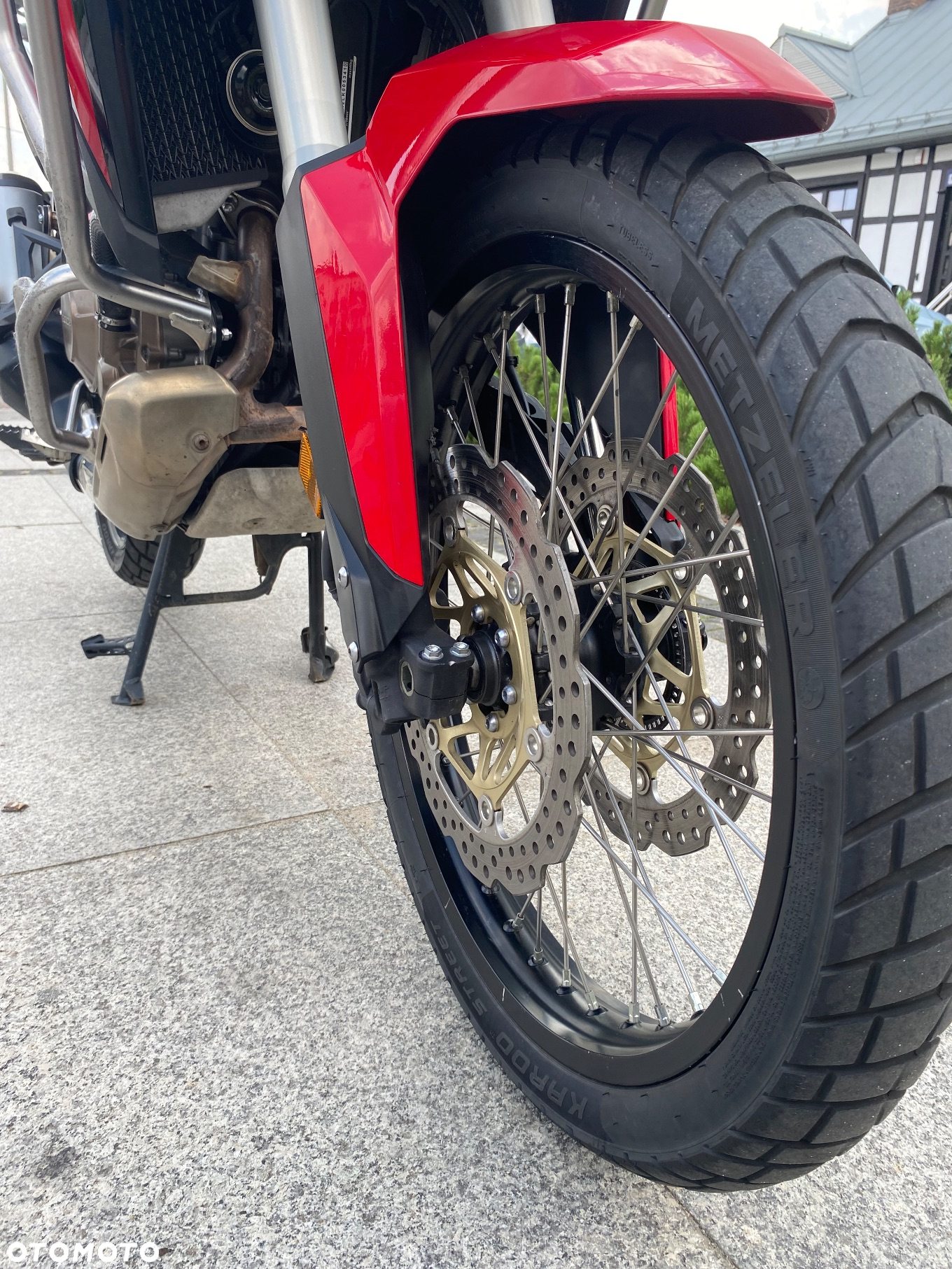 Honda CRF - 9