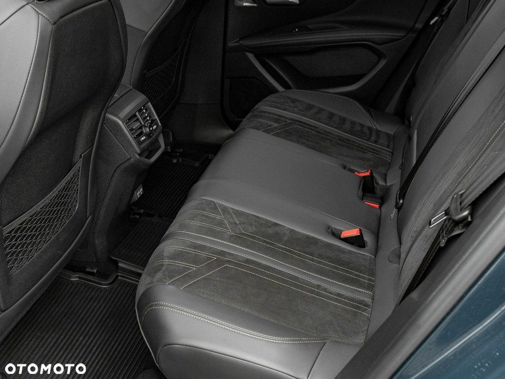 Peugeot 3008 1.6 PureTech GT S&S EAT8 - 23
