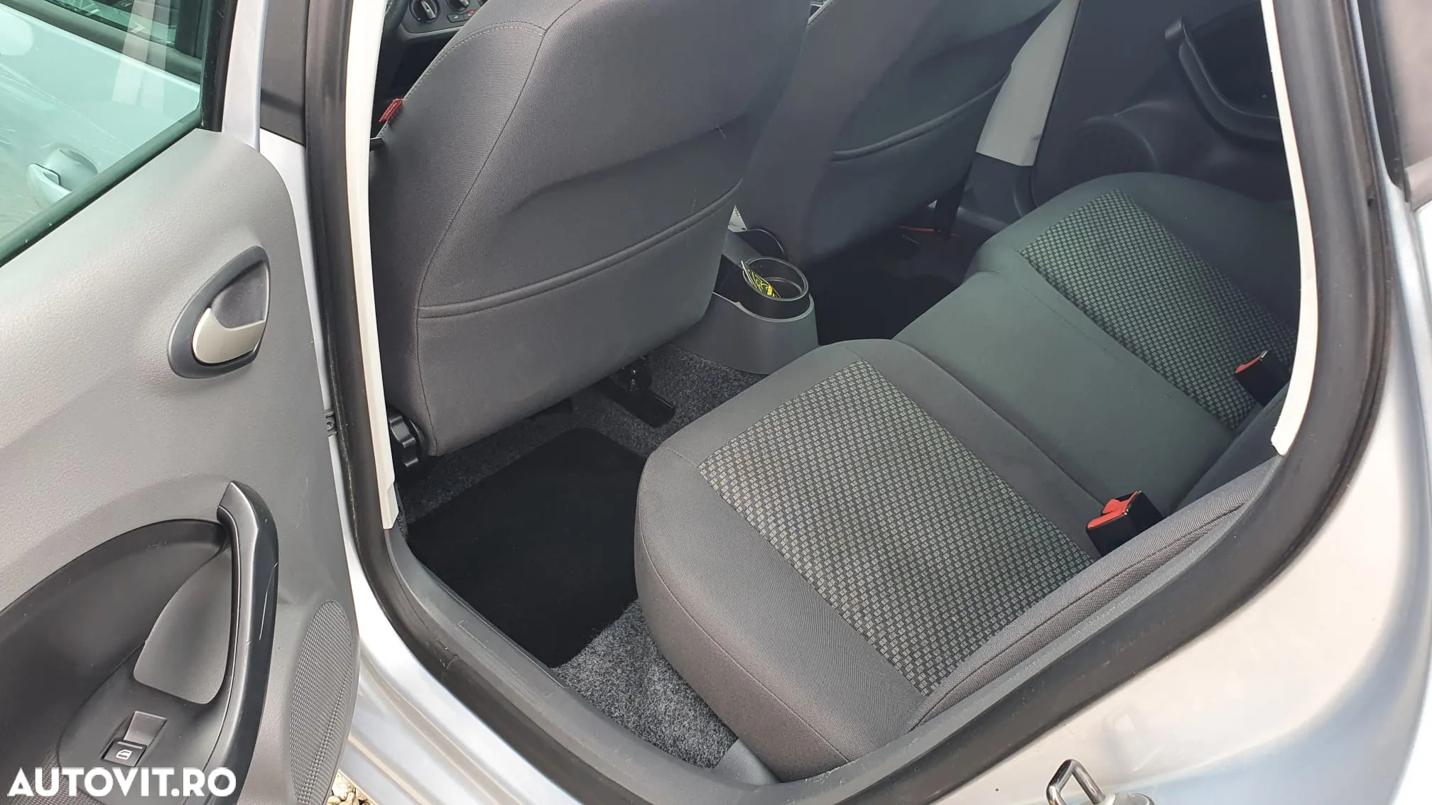 Seat Ibiza 1.4 16V Stylance - 9
