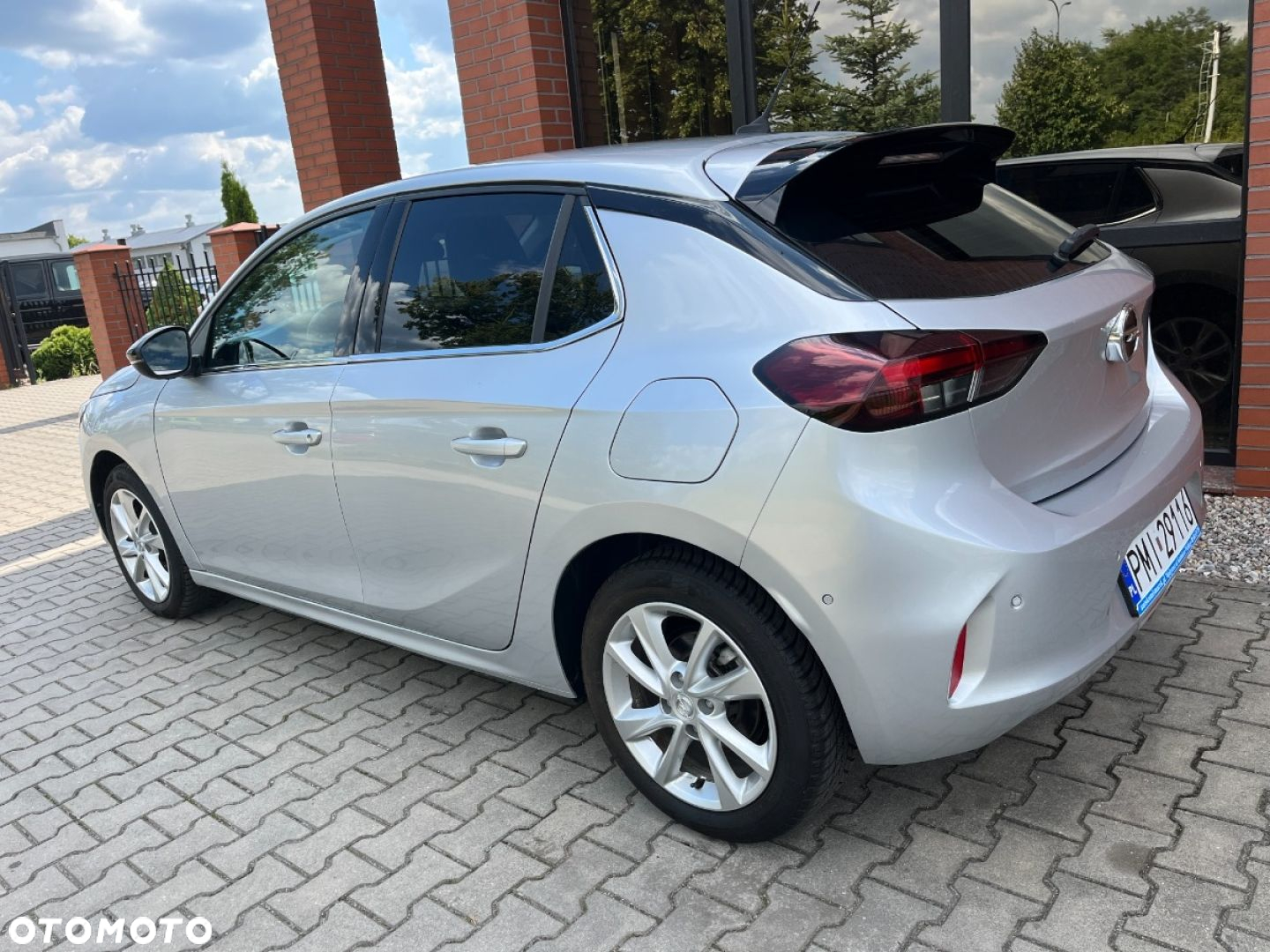 Opel Corsa 1.2 Elegance S&S - 3
