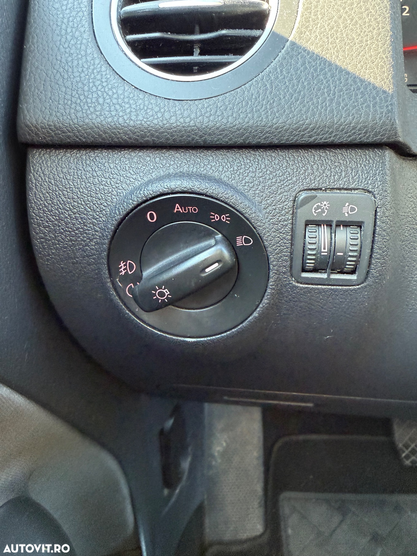 Volkswagen Golf Plus 1.6 TDI DPF BMT Highline DSG - 10