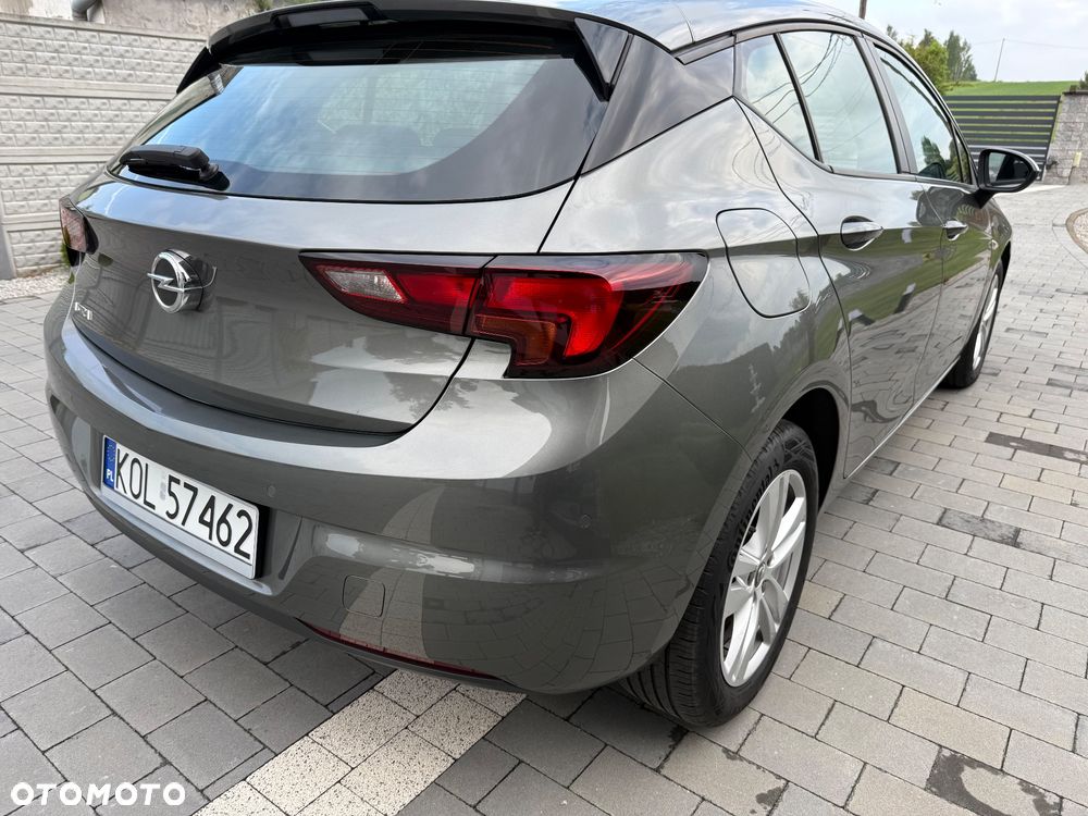 Opel Astra 1.2 T Edition S&S - 4