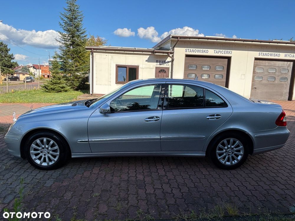 Mercedes-Benz Klasa E - 9