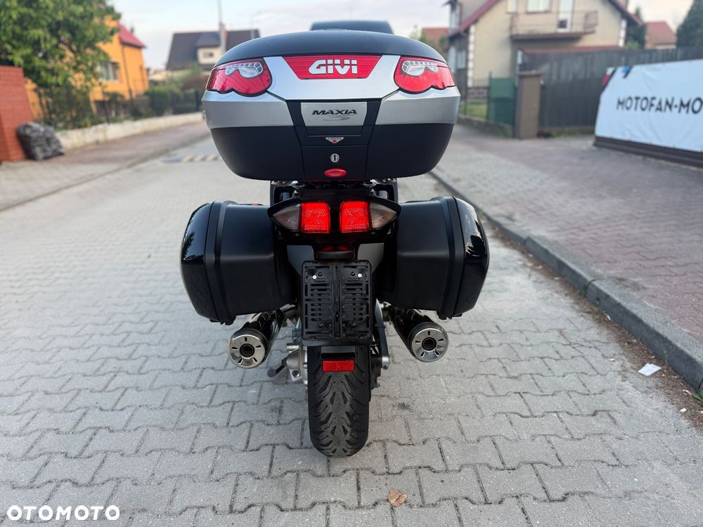 Yamaha FJR - 15