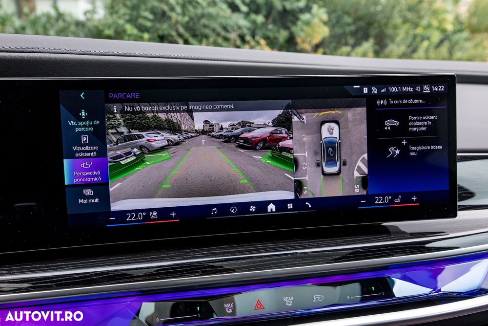 BMW Seria 7 740d xDrive MHEV - 28