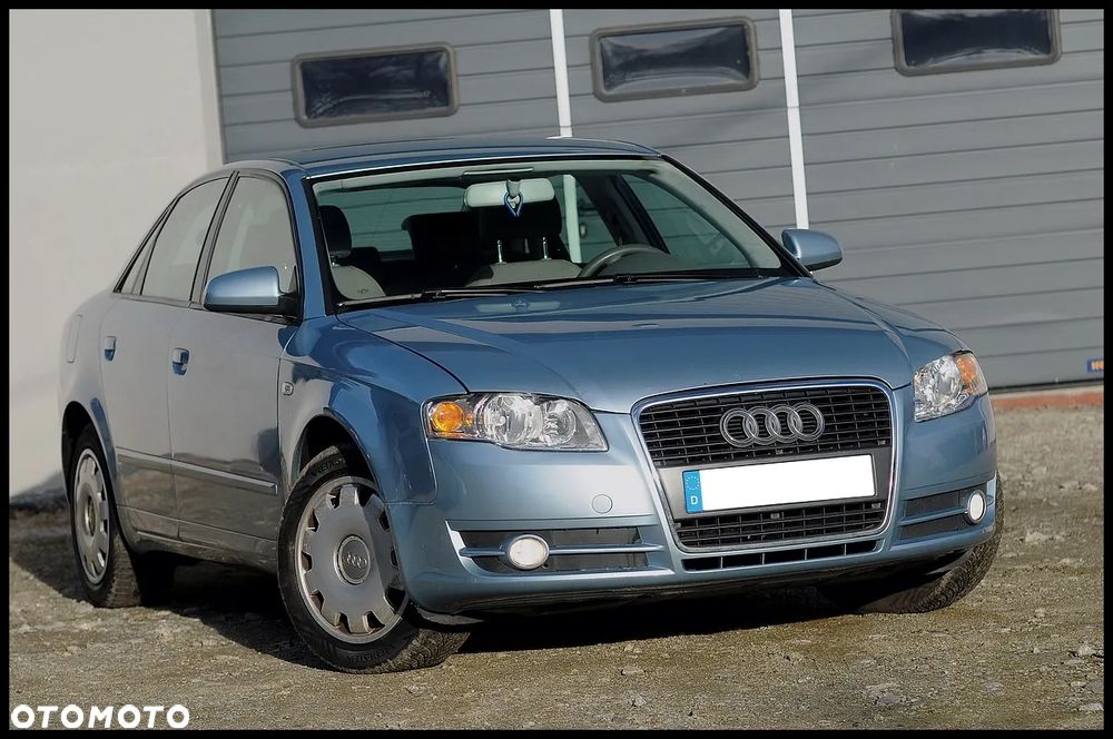 Audi A4 Limousine - 14