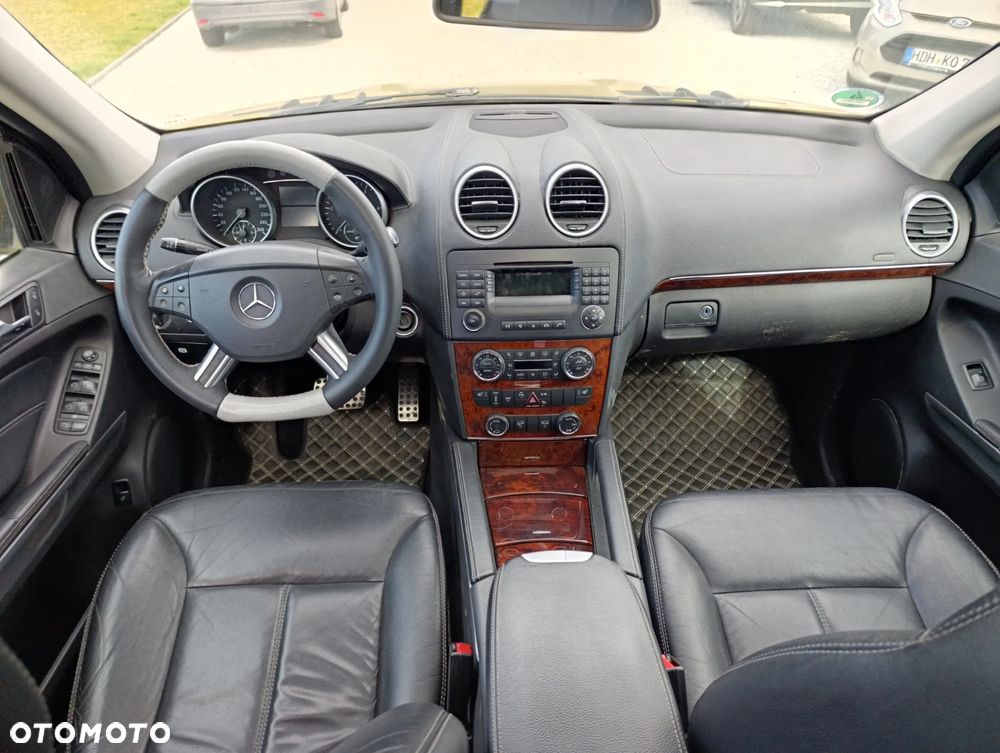 Mercedes-Benz GL 320 CDI - 22