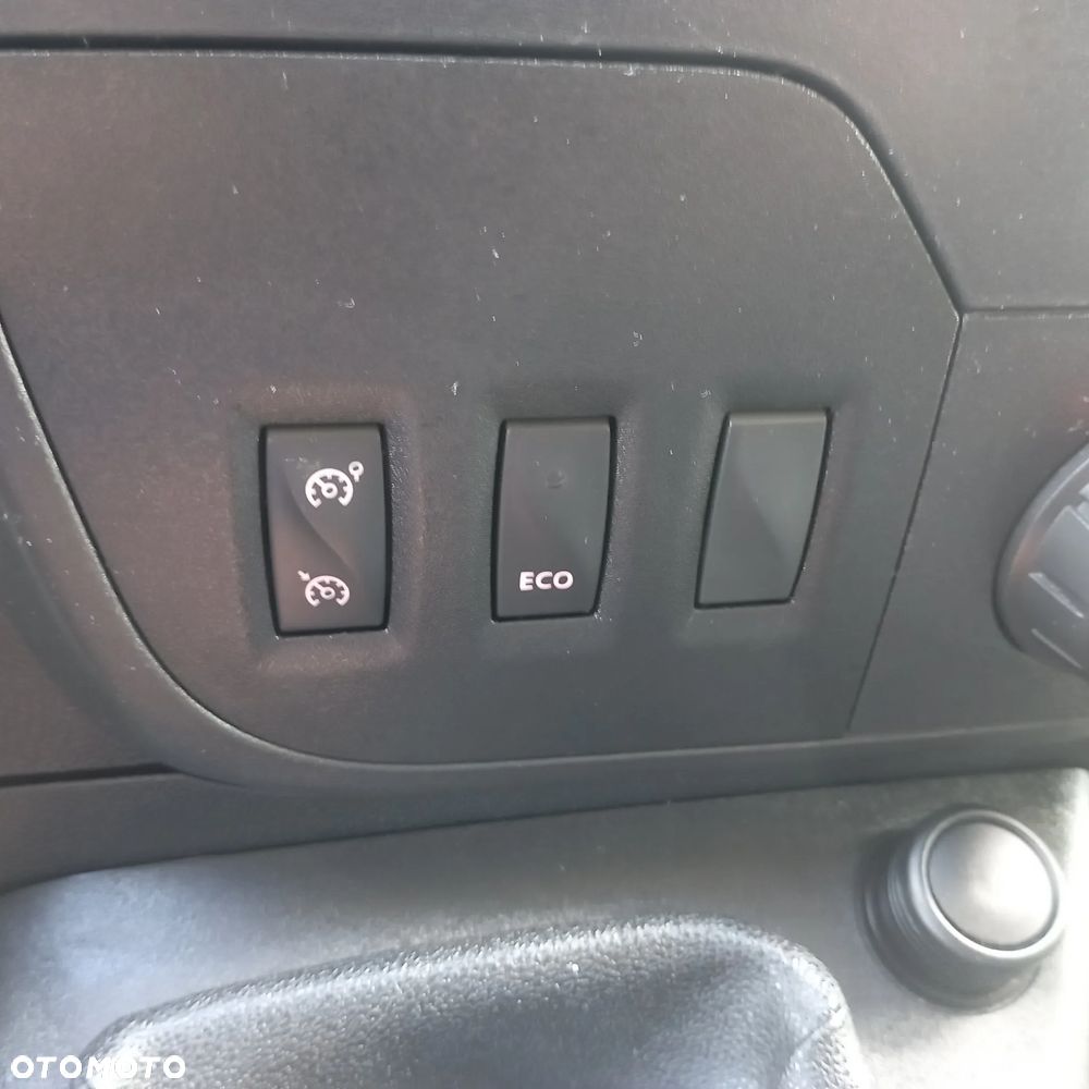 Renault Master - 31
