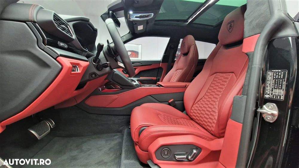 Lamborghini URUS Standard - 4