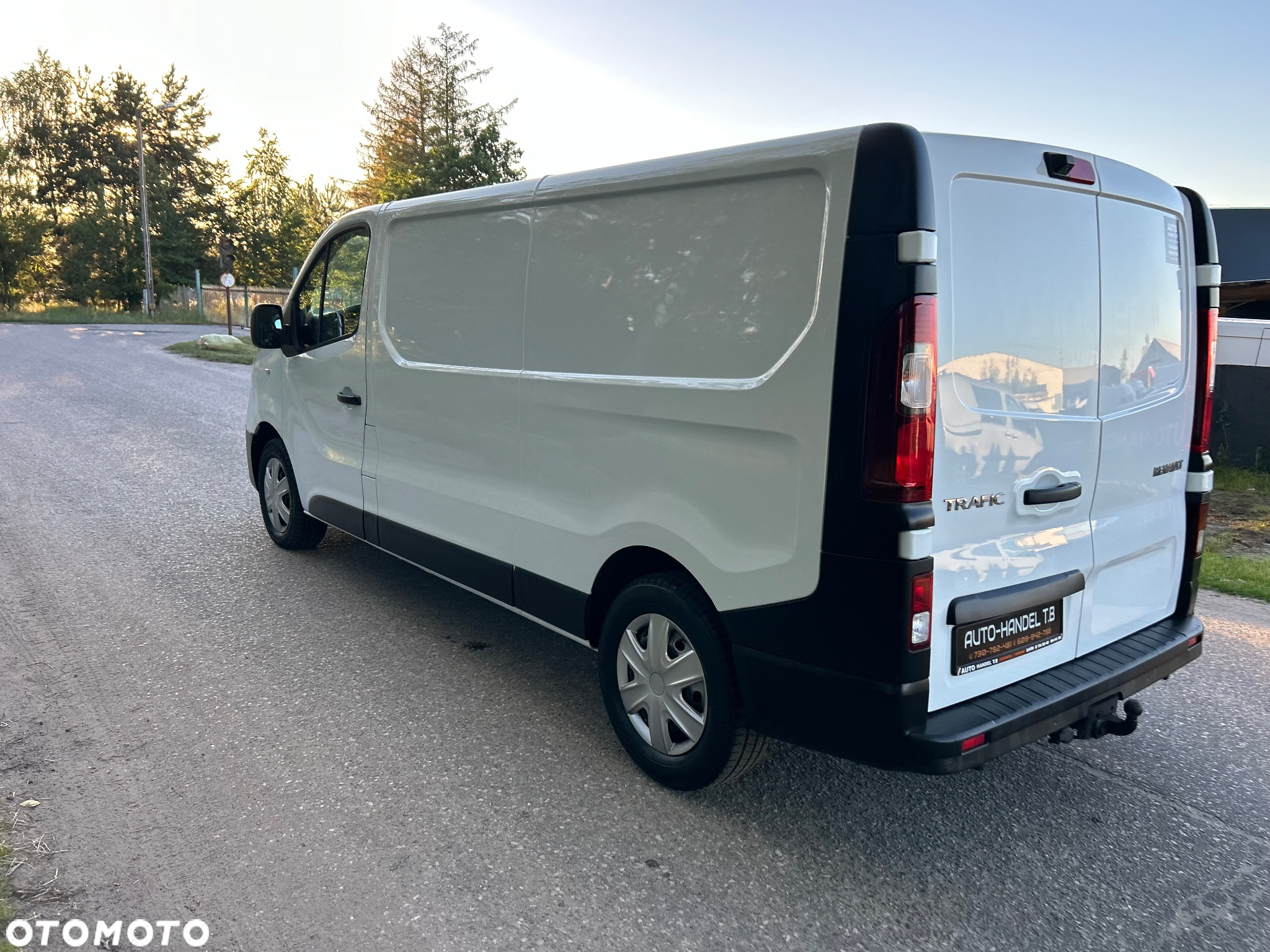 Renault Trafic - 9