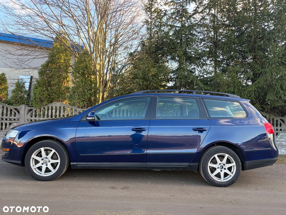 Volkswagen Passat 1.9 TDI Trendline - 10