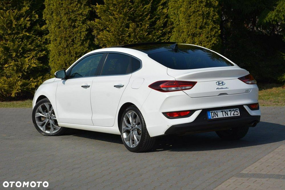 Hyundai i30 1.4 T-GDI Premiere Luxury - 5