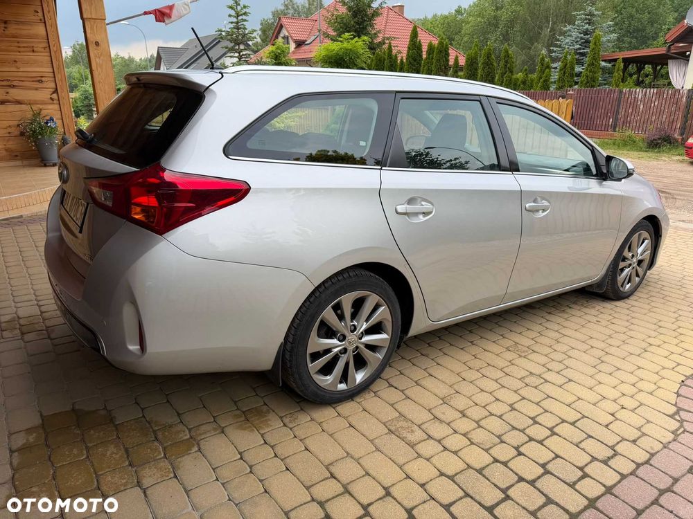 Toyota Auris - 3